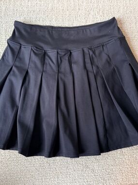Black Wilson Pleated Tennis or Golf Skirt / Sz L